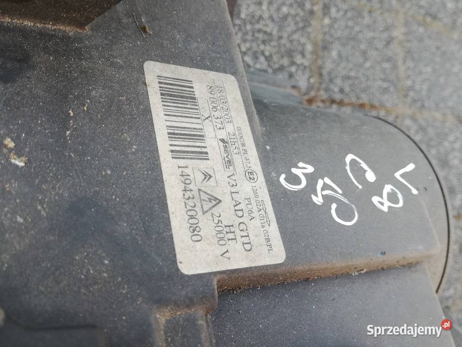 Przednie lampy xenon citroen c8 peugot 807 Mieleszyn