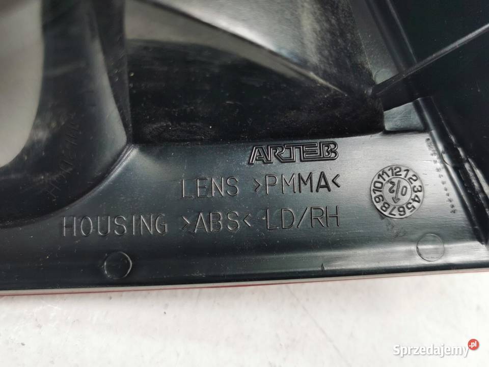 LAMPA PRAWY TYŁ MERCEDES KLASA A W168 2004