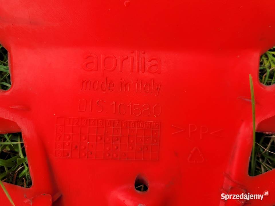 APRILIA SR oslona czasza przod nosek krawat Piła
