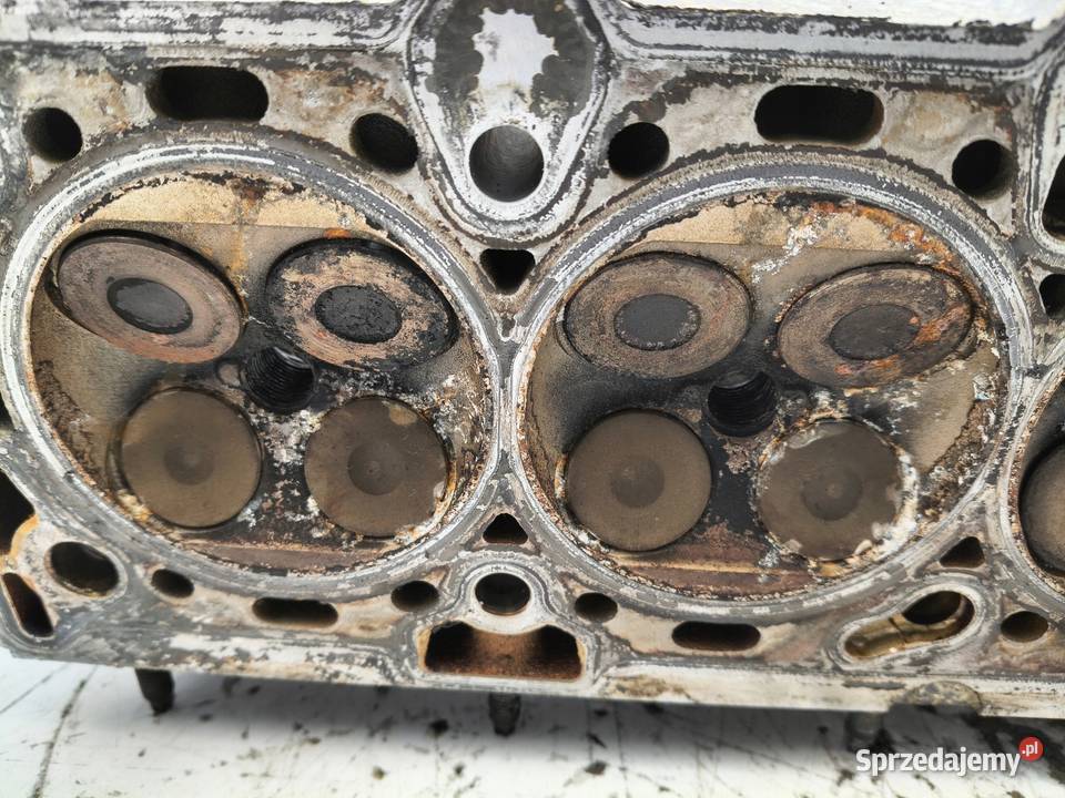 GŁOWICA CYLINDRÓW Opel Zafira B Astra J 16 16V sprzedam