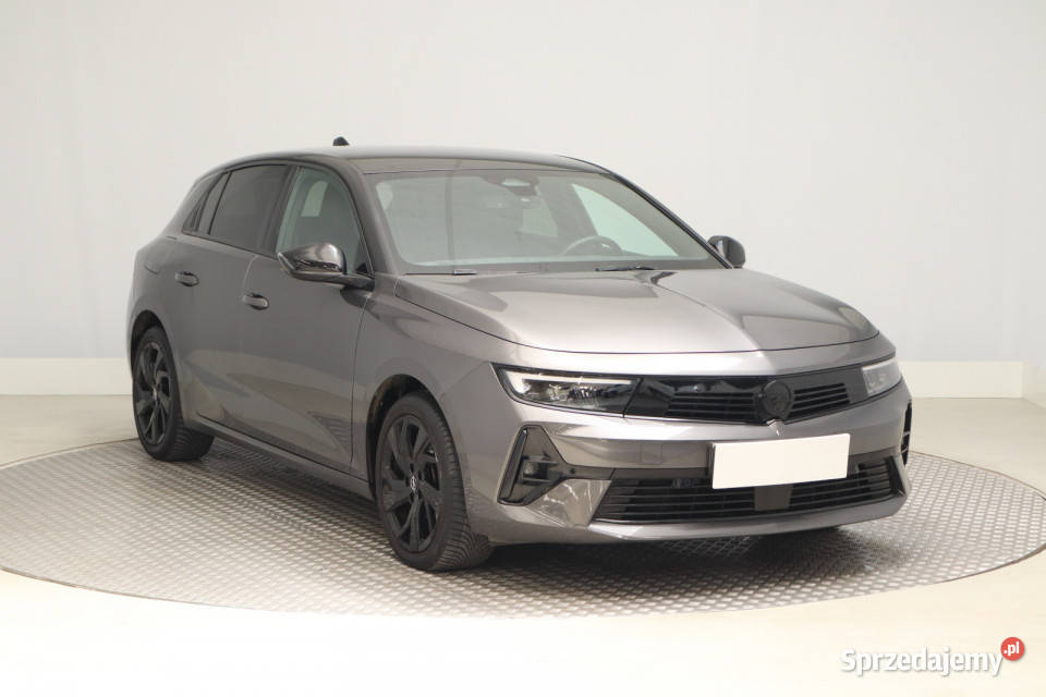 Opel Astra 12 Turbo światła przeciwmgielne