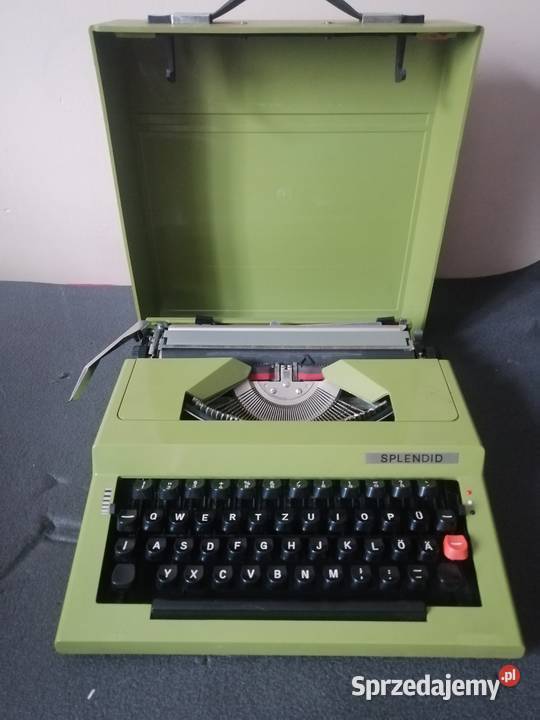 maszyna do pisania splendid walizkowa retro lata