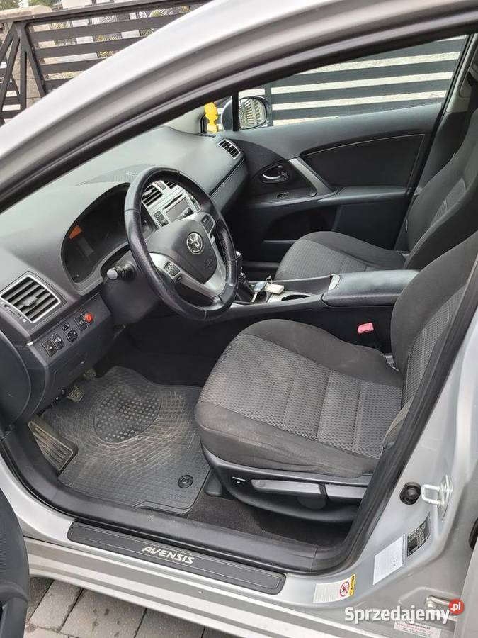 Toyota Avensis T27 kombi 20 diesel salon Polska Chełm