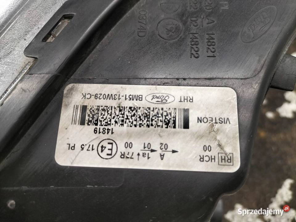 LAMPA PRZÓD PRAWA EU BM5113W029CK Ford Focus Mk3