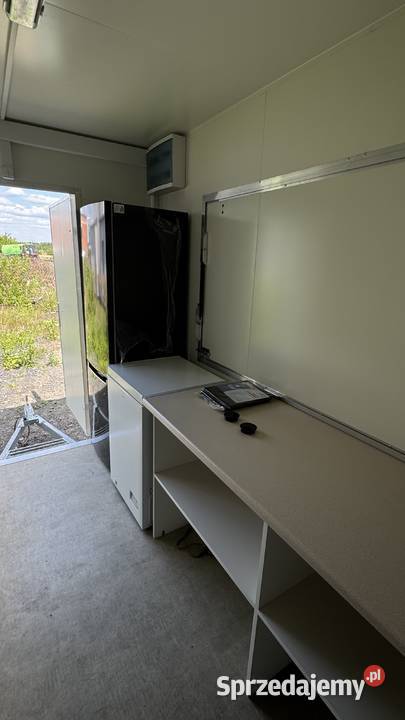 Przyczepa gastronomiczna 35m 2025 na wynajem