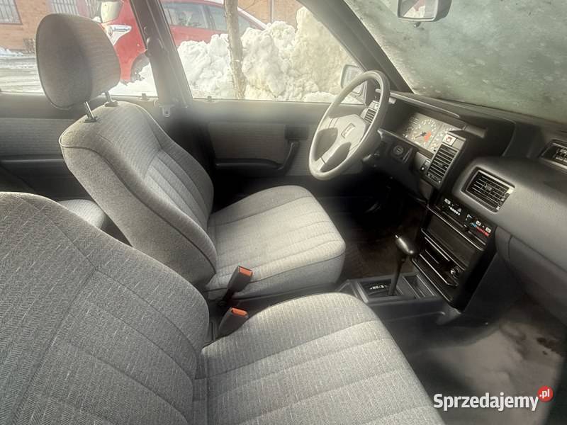 NISSAN Sunny 1989 r syndyka Warszawa