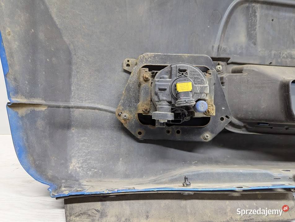 ZDERZAK PRZÓD HALOGENY D22 AQUAMARINE MITSUBISHI osobowe Zderzaki Białystok sprzedam