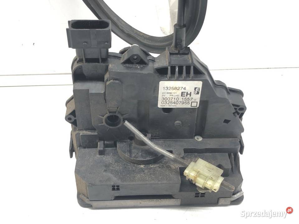 ZAMEK DRZWI PRAWY PRZÓD OPEL CORSA D Hatchback