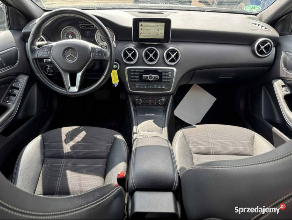 Mercedes A 180 Perfekcyjny bogata W176 2012 Rzeszów sprzedam