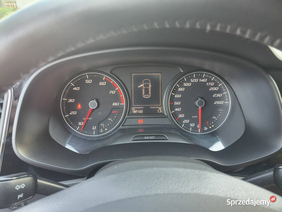 Seat Leon 12 TSI 105 Style Full Serwis ASO SEAT lakier metallic Mysłowice sprzedam
