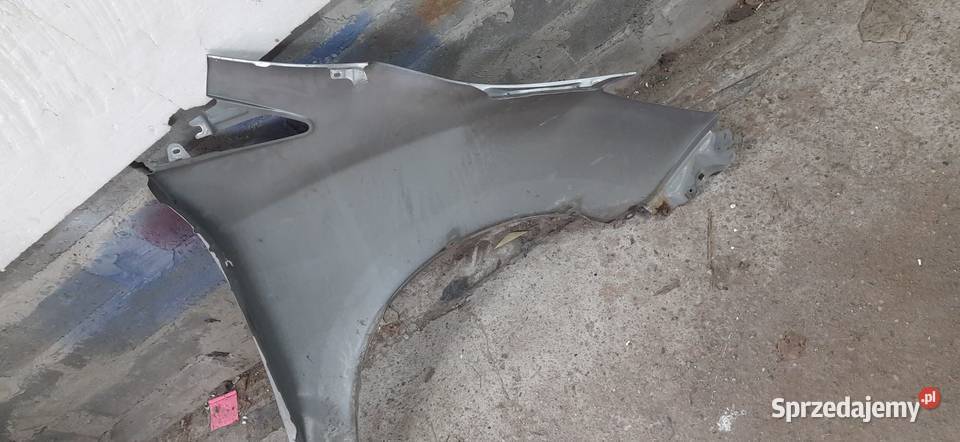 Błotnik lewy przód Mazda 5 2013 Godów