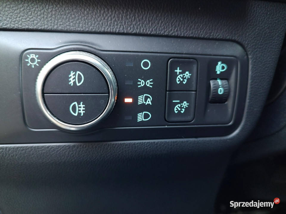 Ford Kuga Titanium X 15 EcoBoost 150 M6 LY78108 światła LED Warszawa