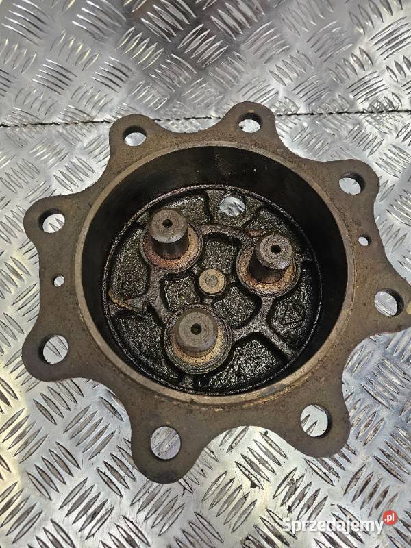 Obudowa piasty Case 580 Komatsu WB93 WB97 Układ napędowy