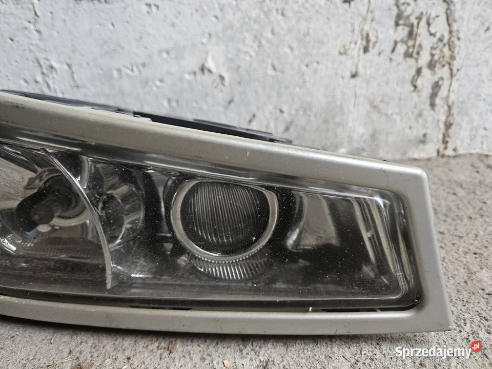Lampa Prawa Przednia Volvo FH Międzychód sprzedam