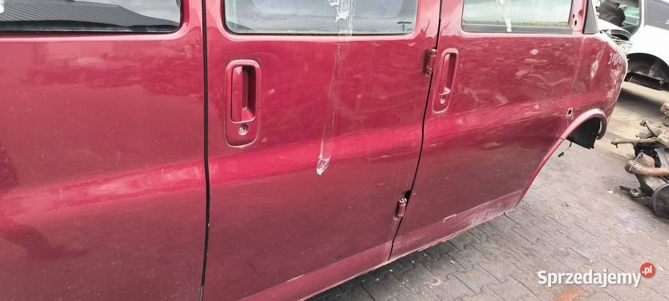 DRZWI PRAWE PRZÓD GMC SAVANA osobowe Lipno