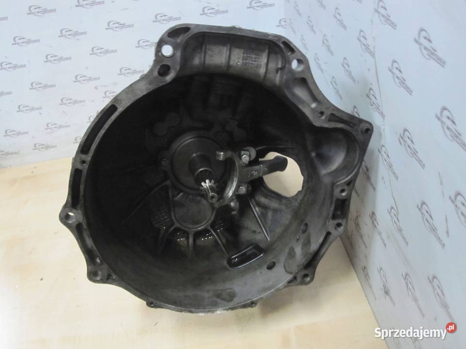 IVECO DAILY 30 HPI F1CE0481H 176 11r skrzynia Skrzynie biegów manualne świętokrzyskie