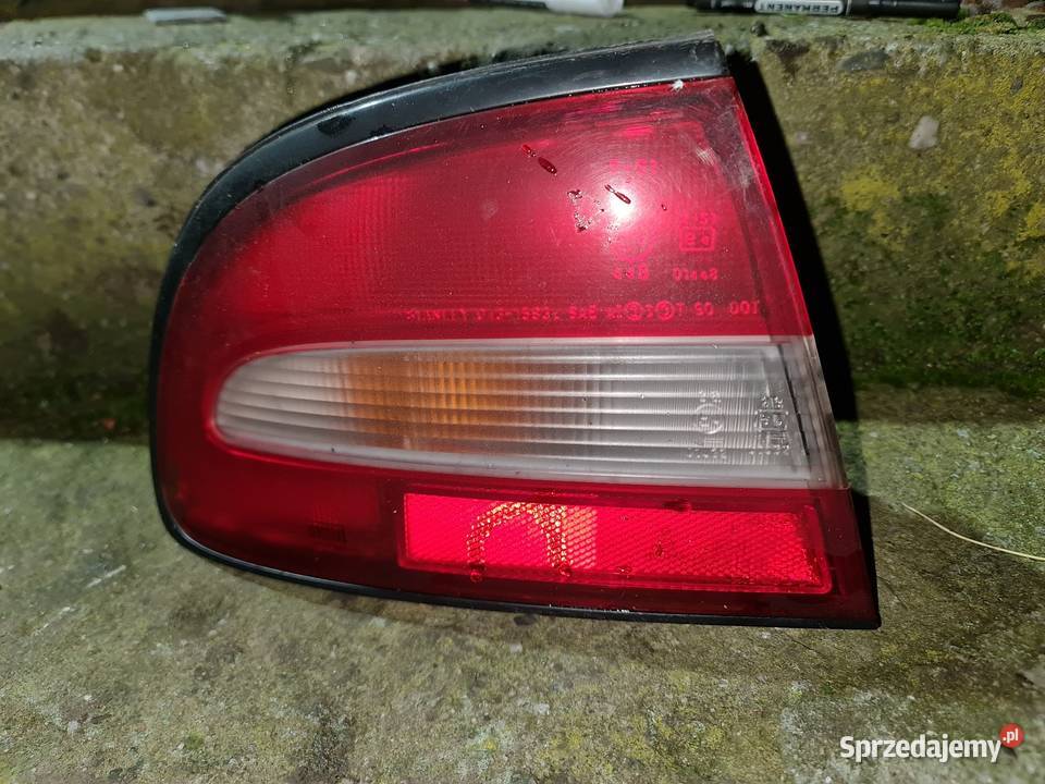 Mitsubishi Galant lampa lewy tył Oświetlenie Oświetlenie śląskie Żory