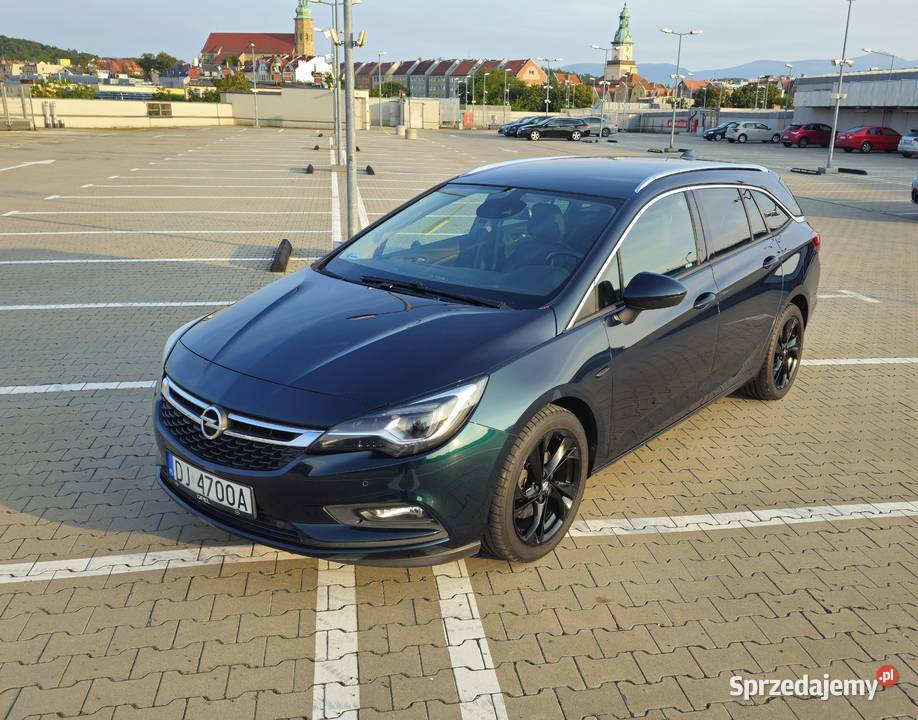 Opel Astra K Biturbo wersja Elite szafirowy ogranicznik prędkości Jelenia Góra