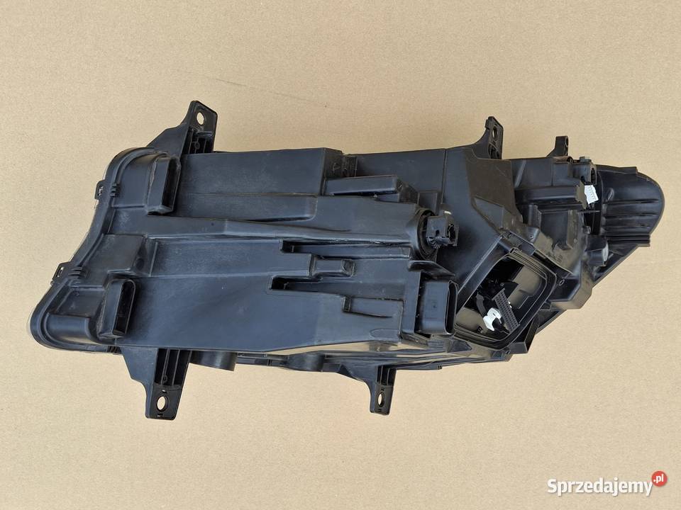 MERCEDES SPRINTER W907 W910 REFLEKTOR FULL LED Bieleń