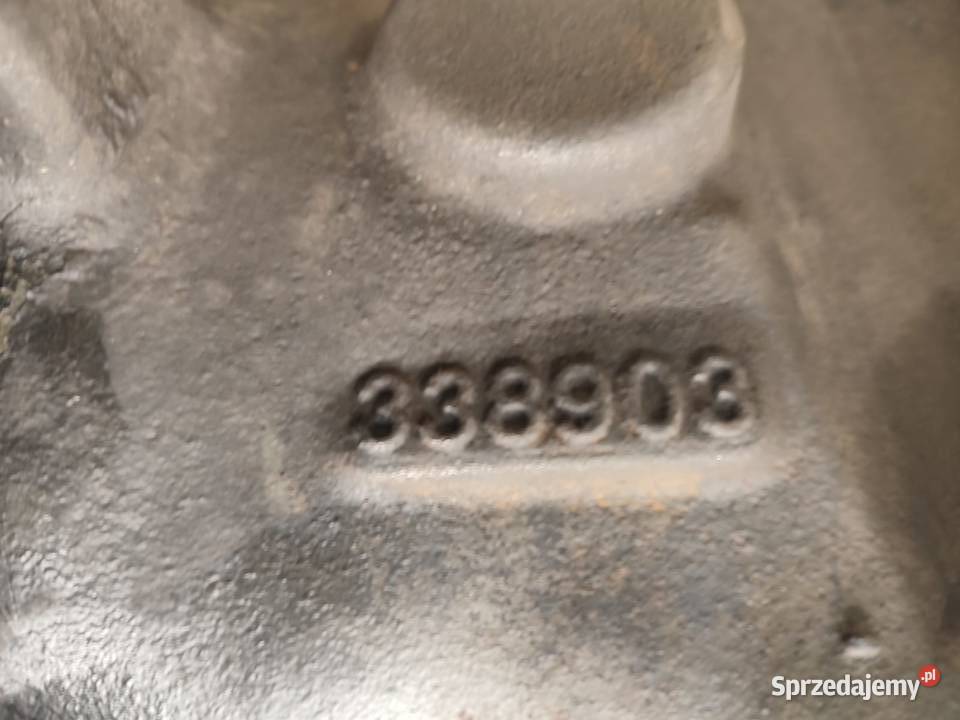 Obudowa osi napędowej CARRARO 338903 CLAAS wielkopolskie Wilkowo