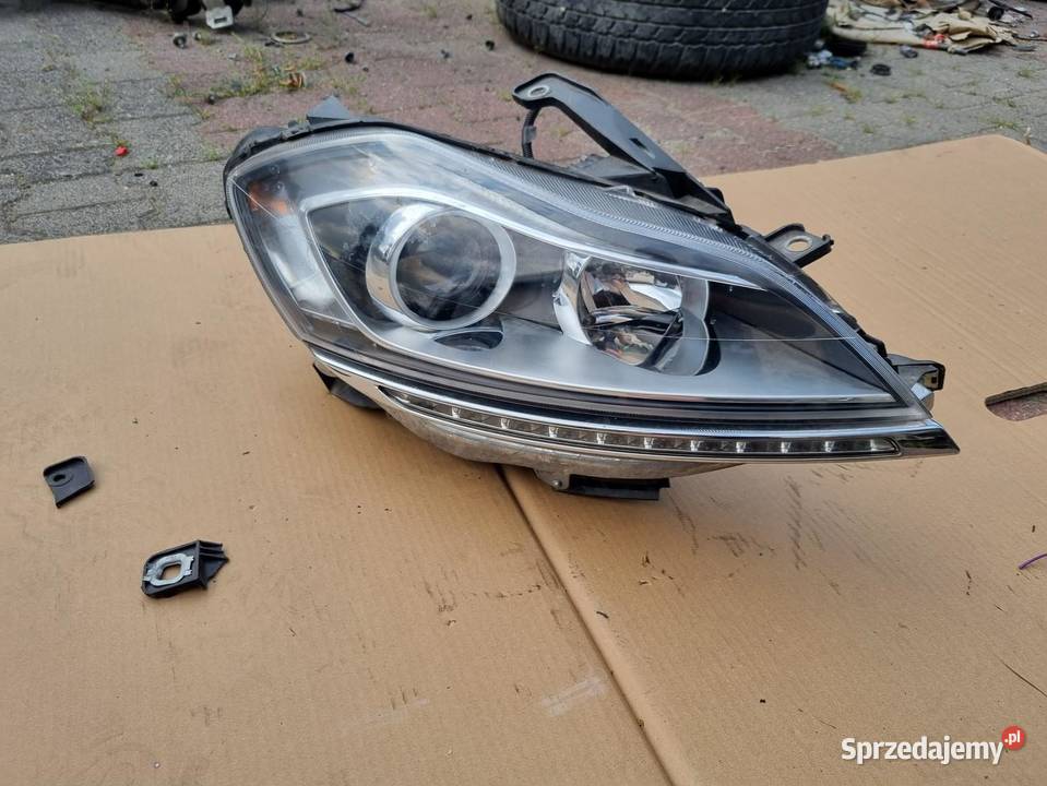 LAMPA PRAWA PRZEDNIA PRZÓD LANCIA DELTA III EURO wielkopolskie