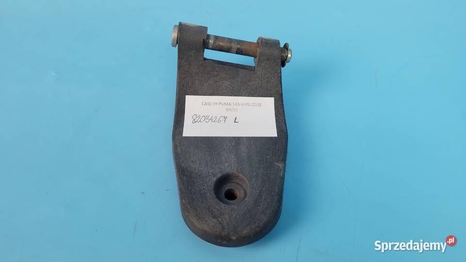 CASE IH PUMA 145 12r ZAWIAS SZYBY TYLNEJ LEWY