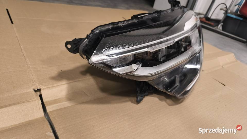 LAMPA RENAULT ARKANA PRAWA LEWA STAN osobowe kujawsko-pomorskie Brześć Kujawski
