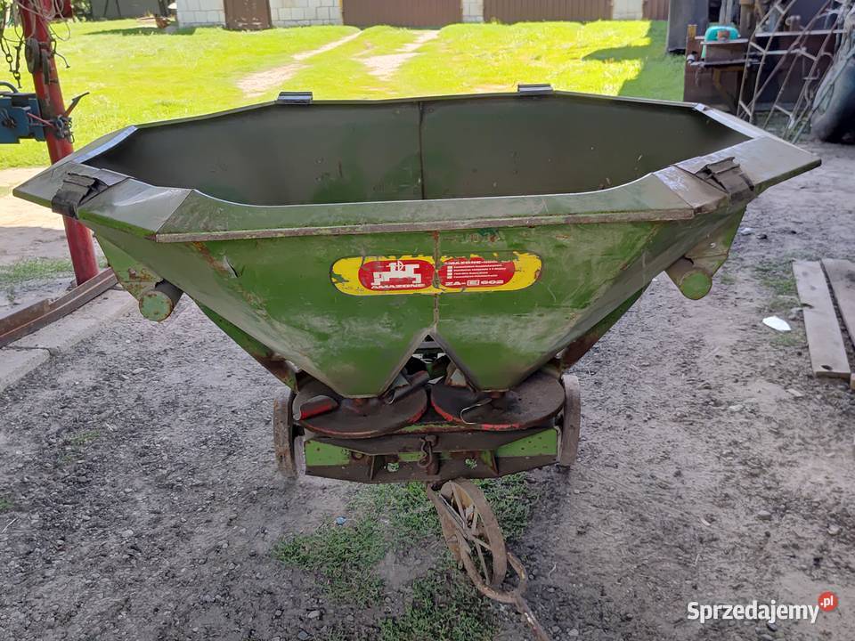 Rozsiewacz Amazone E 602