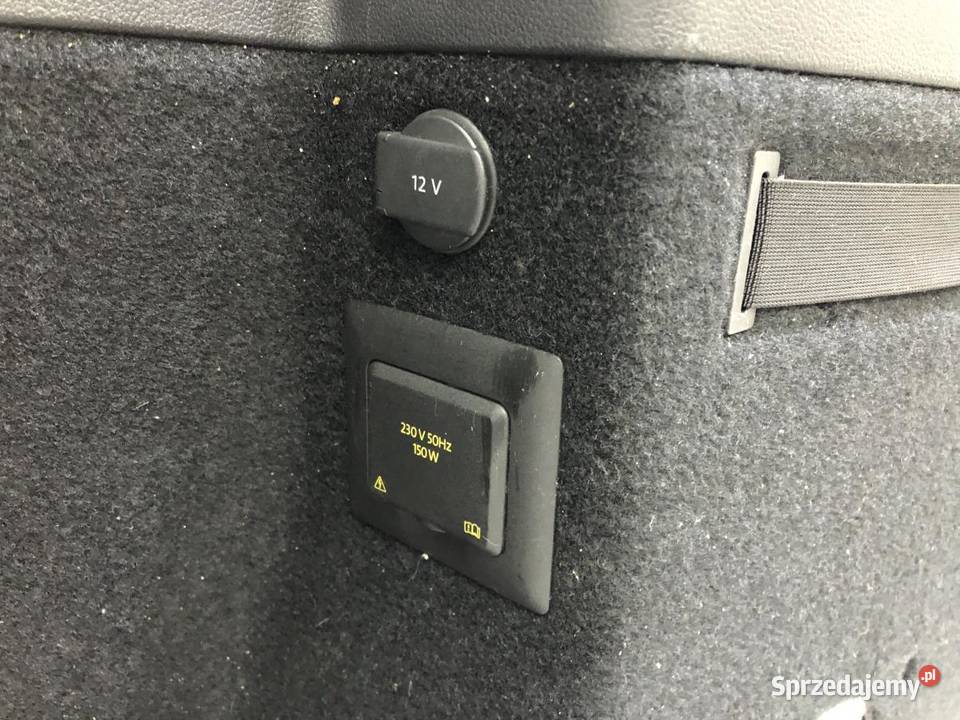 BOCZEK BAGAŻNIKA LEWY 5TA867033 VW TOURAN III wielkopolskie