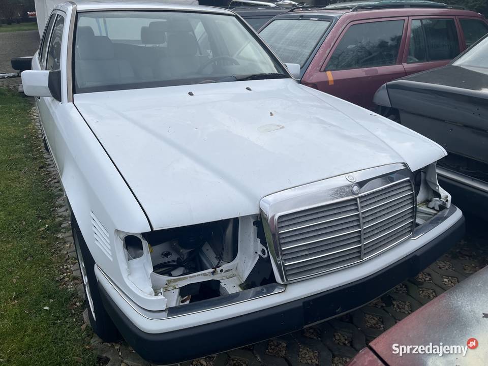 Mercedes W124 Sedan na części osobowe sprzedam