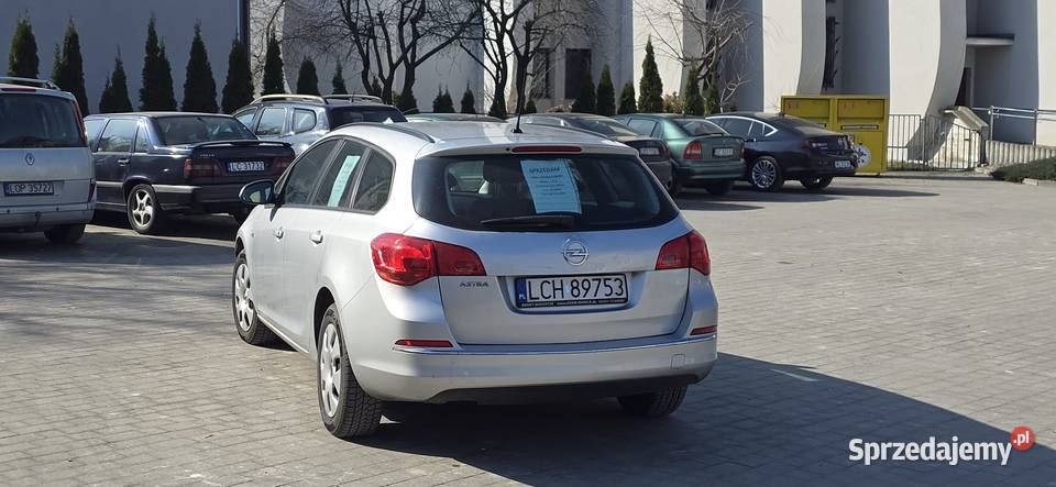 Opel Astra kombi 2016 Rok produkcji 2016 sprzedam