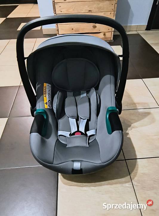 Sprzedam fotelik samochodowy britax romer baby Tychy