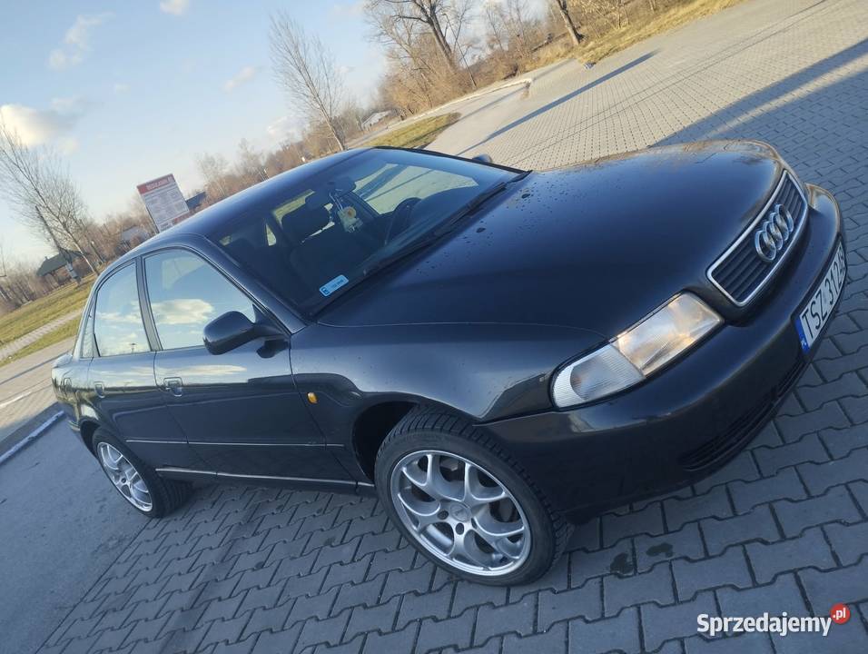 Audi A4b5 19 TDI 90 1896cm3 Złota