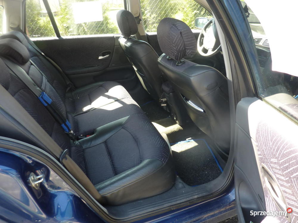 renault laguna kombi 2002 granat metalik 19 turb 260km Sicienko
