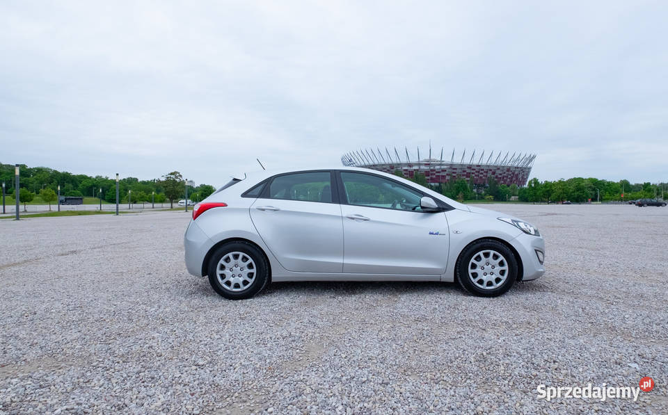 Zadbany Hyundai i30 z najlepszym silnikiem 16 Rok produkcji 2012 Warszawa sprzedam