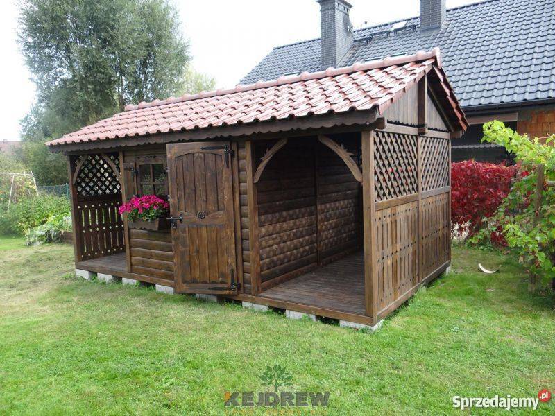 Domek z okienkiem i dwuboksową drewutnią Piła Pierwsza sprzedam
