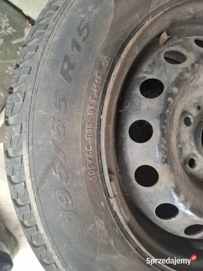 Kola zimowe Kia Venga Kalina Mała sprzedam