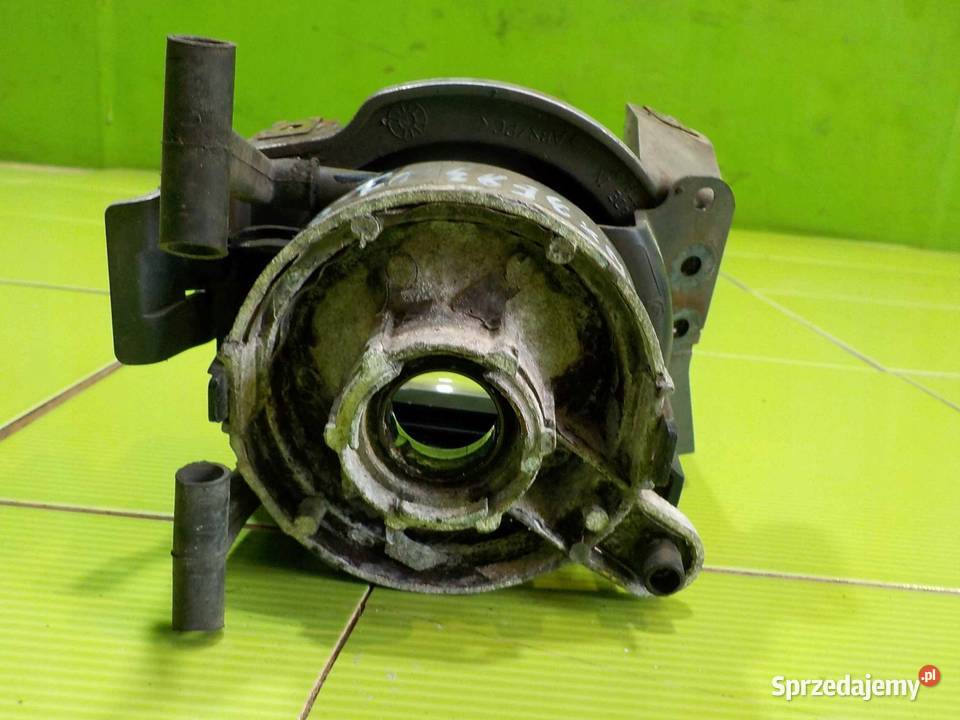 BMW X3 E83 05r halogen prawy Części samochodowe Suków