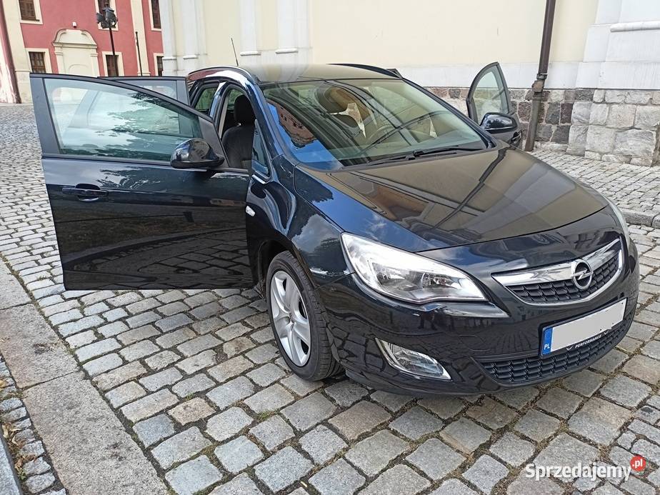 14 120 Świeżo Sprowadzona Zarejestrowana Wschowa