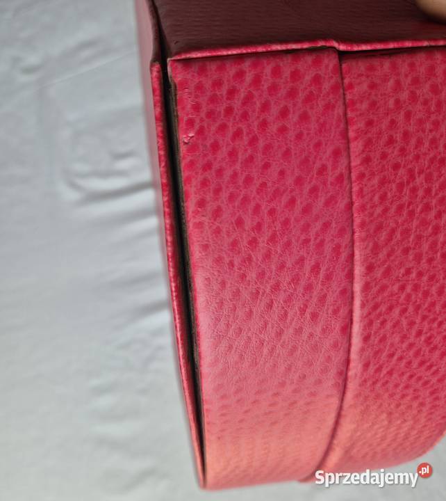 Stylowy kuferek na kosmetyki i pędzle Brzesko sprzedam