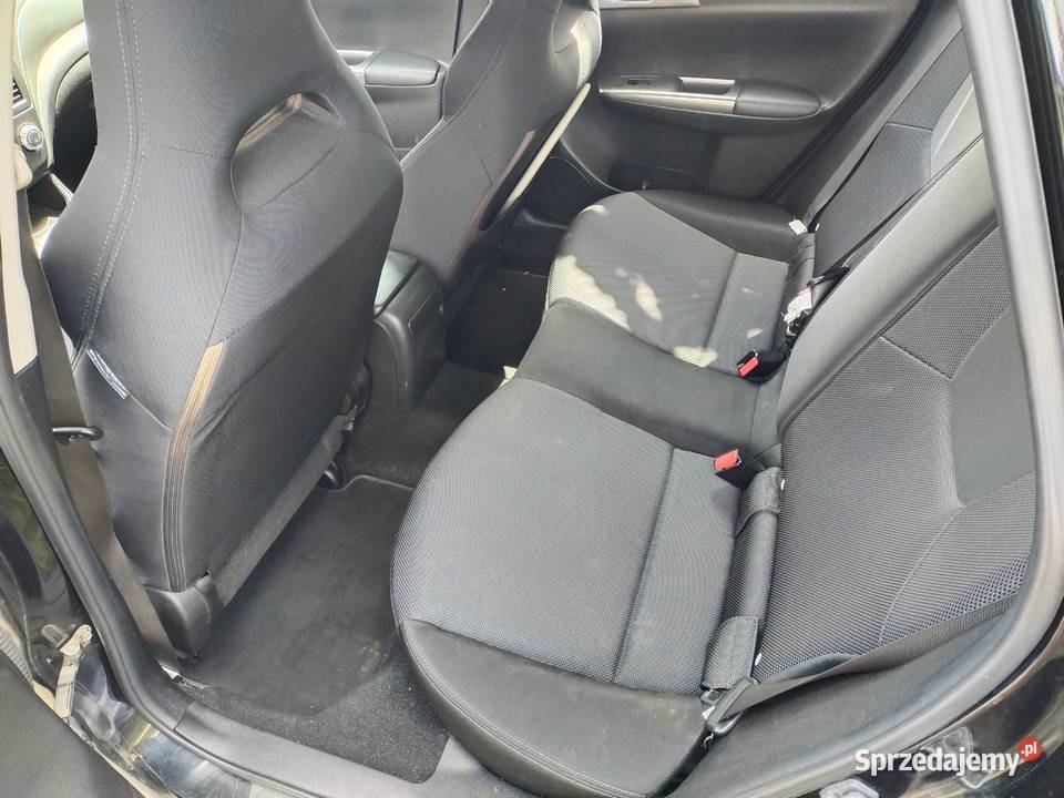 Dywaniki welurowe oryginał Subaru impreza Motoryzacja Bydgoszcz