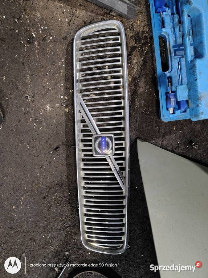 Gril atrapa Volvo v50 s40 II osobowe wielkopolskie Książ Wielkopolski