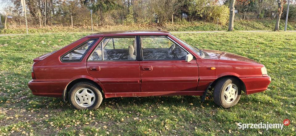 POLONEZ Caro Plus GSI fabryczna klimatyzacja LPG 1598cm3 Puławy sprzedam