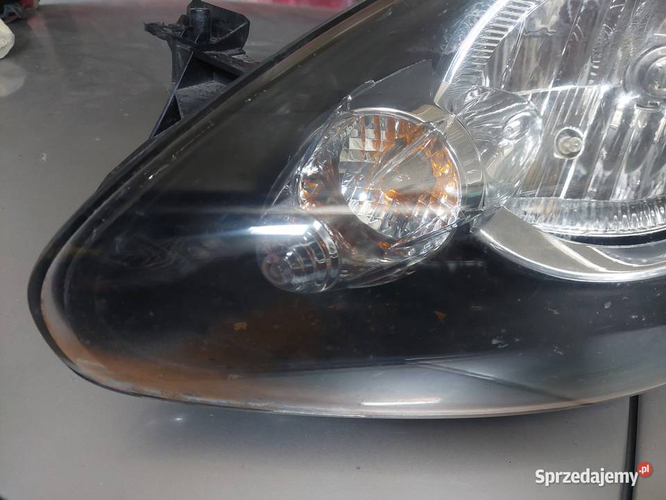Lampy Lewa I Prawa Toyota Aygo 2005r 2sztuki Lampy przednie małopolskie Sucha Beskidzka