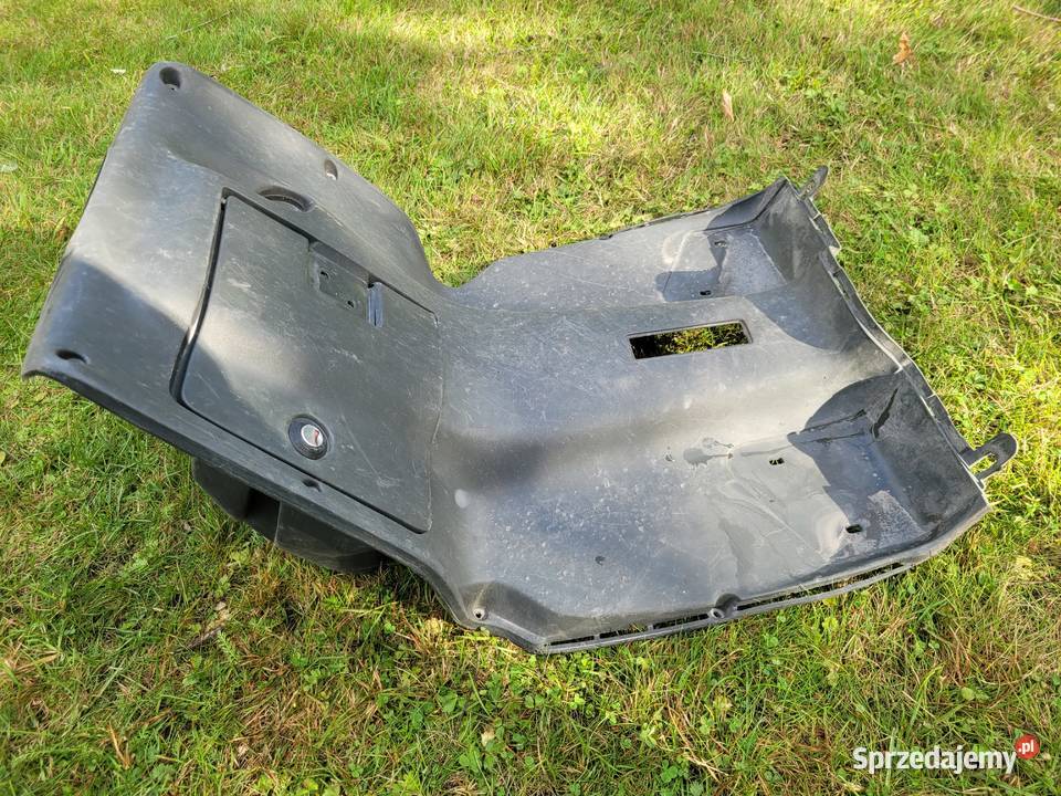 Malaguti F12 Phantom 50 kokpit oslona nog kolan