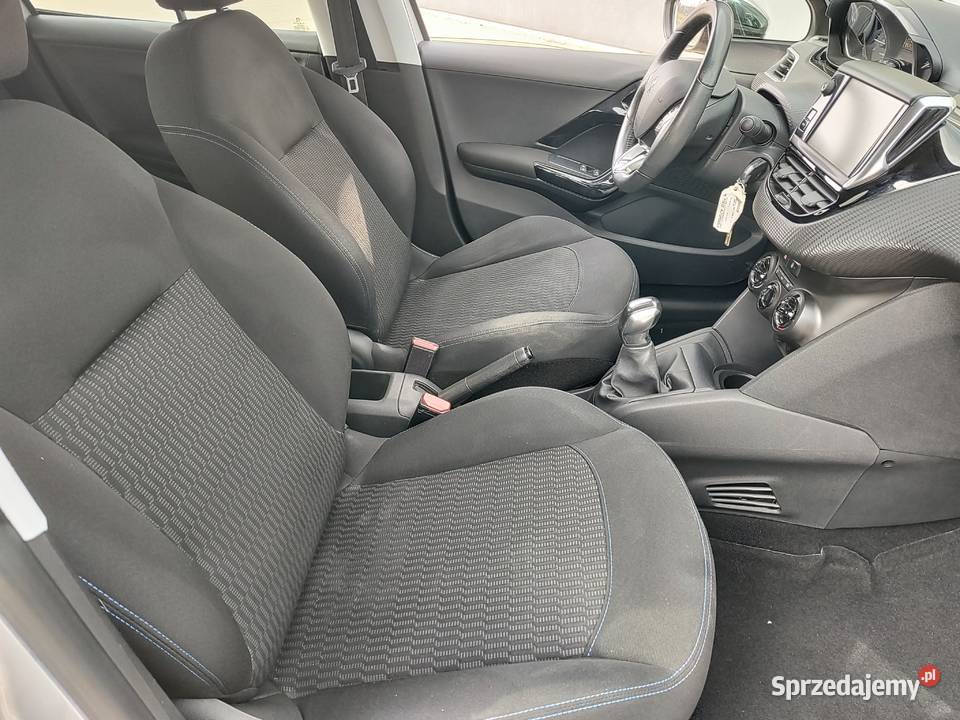 PEUGEOT 208 12 BENZYNA wielkopolskie Leszno