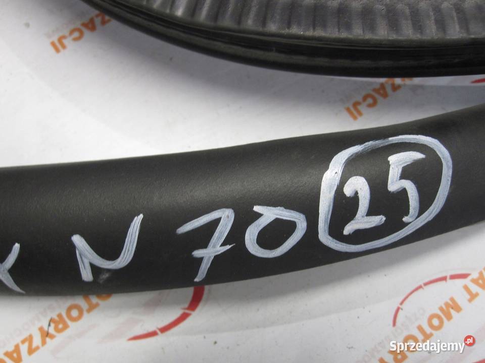 VOLKSWAGEN TIGUAN I 10r uszczelka drzwi lewa osobowe Kielce