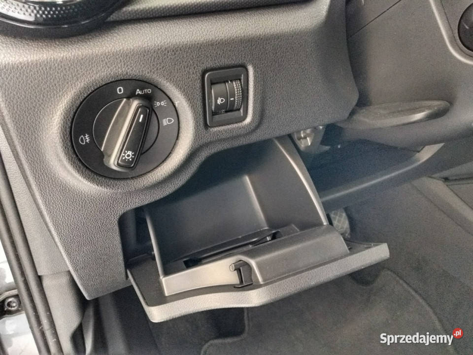 koda Fabia 10 110 dsg kamera acc smartlink led 50852km Fabia Tychy