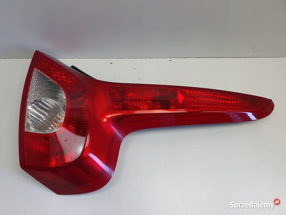 LAMPA PRAWA Volvo C30 0612r TYLNA prawy tył Rudka