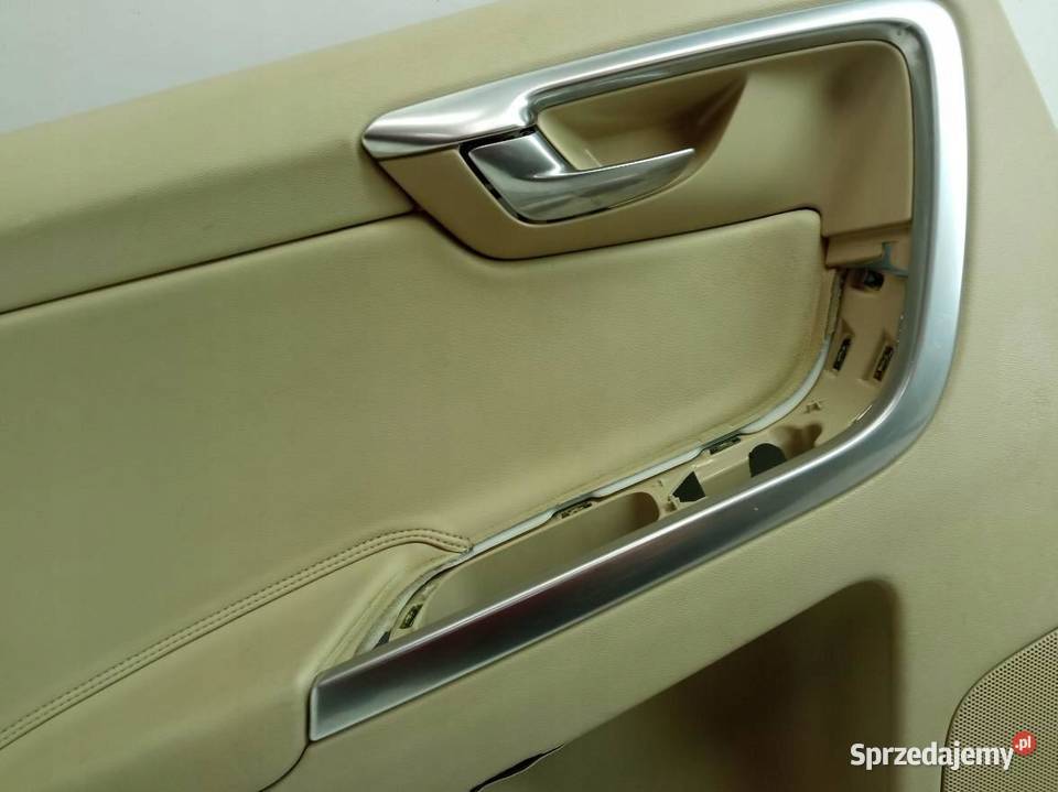 TAPICERKA BOCZEK LEWY TYŁ JASNY Volvo XC 60 I
